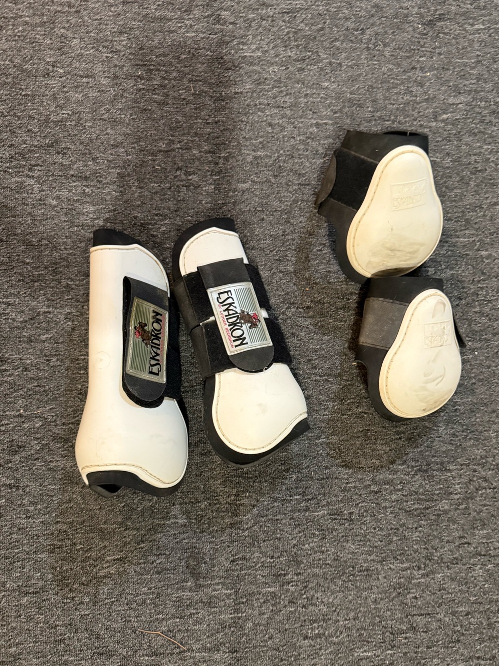 White & Black Horse Boot Set